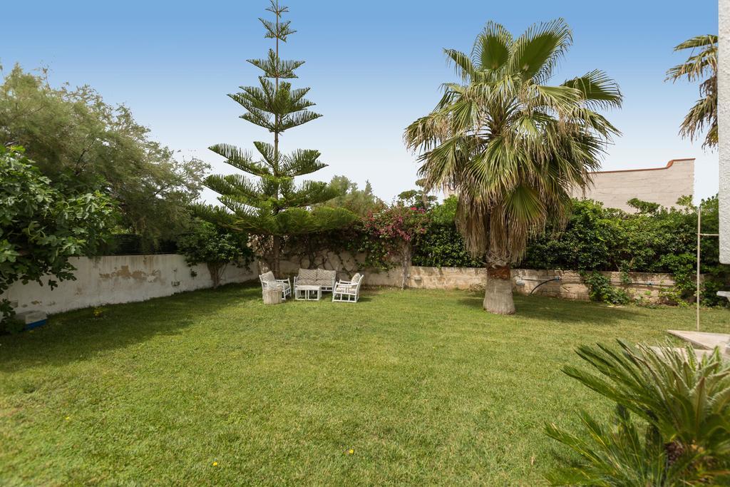 Villa Isabo Mola di Bari Exteriör bild